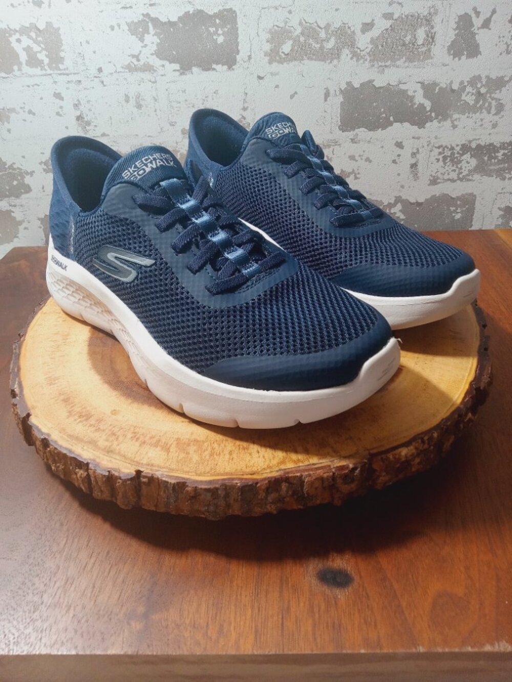 Skechers Hands Free Slip-ins GO WALK Flex Sneaker 7.5 Navy Blue White 124836